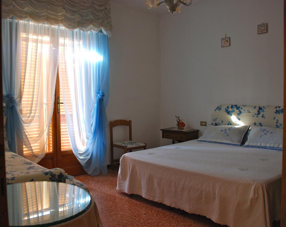 Bed And Breakfast Il Girasole Lamporecchio Cameră foto